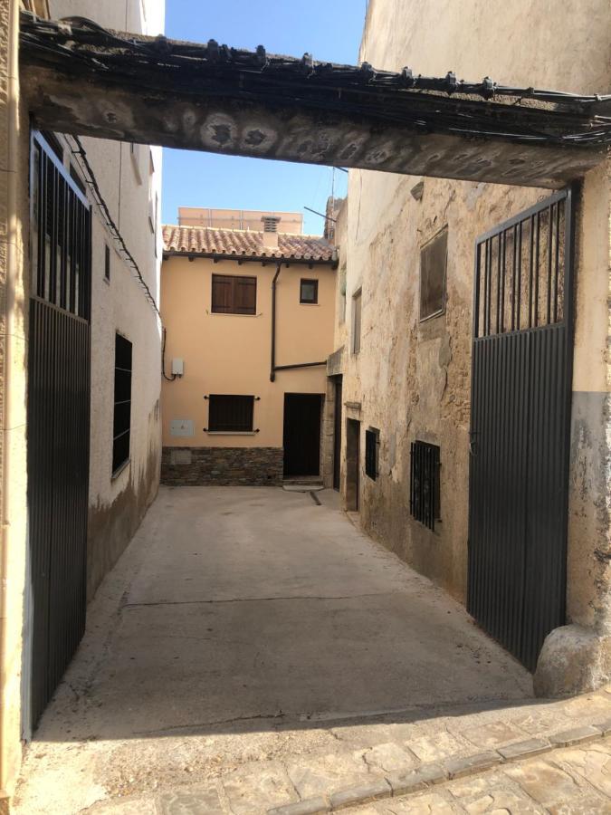 Casa Rural El Corral Del Tio Santiago Mazaleon Bagian luar foto